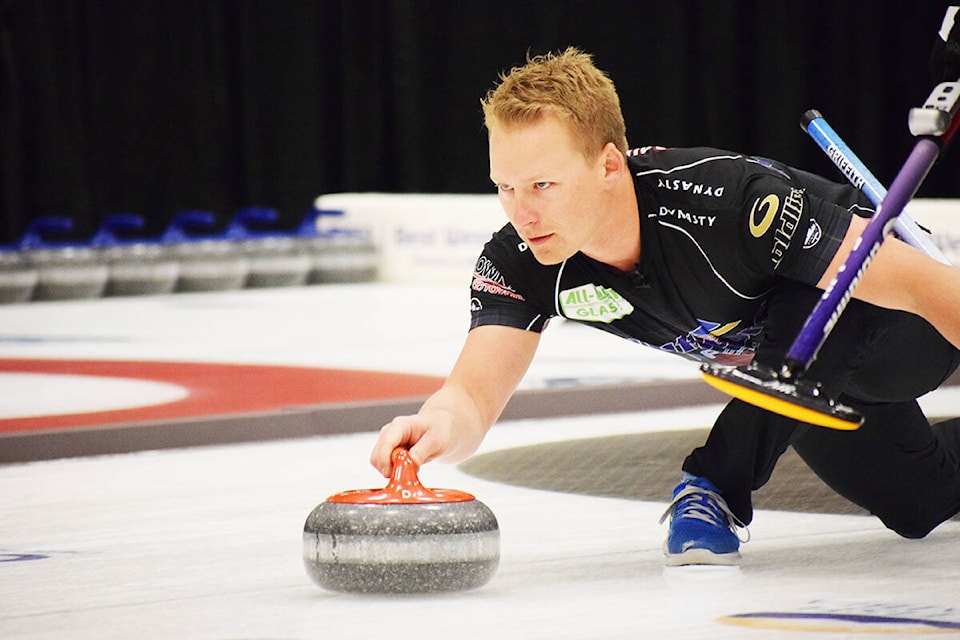 30822888_web1_190206-QCO-curling_14