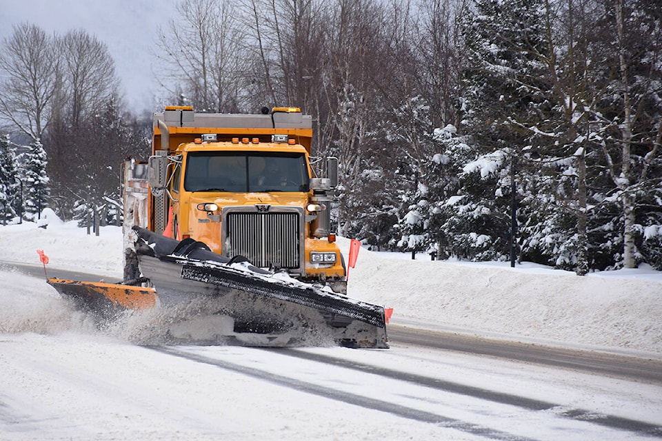 31362320_web1_TST-snow-removal-plow-storm-NataliaBalcerzak