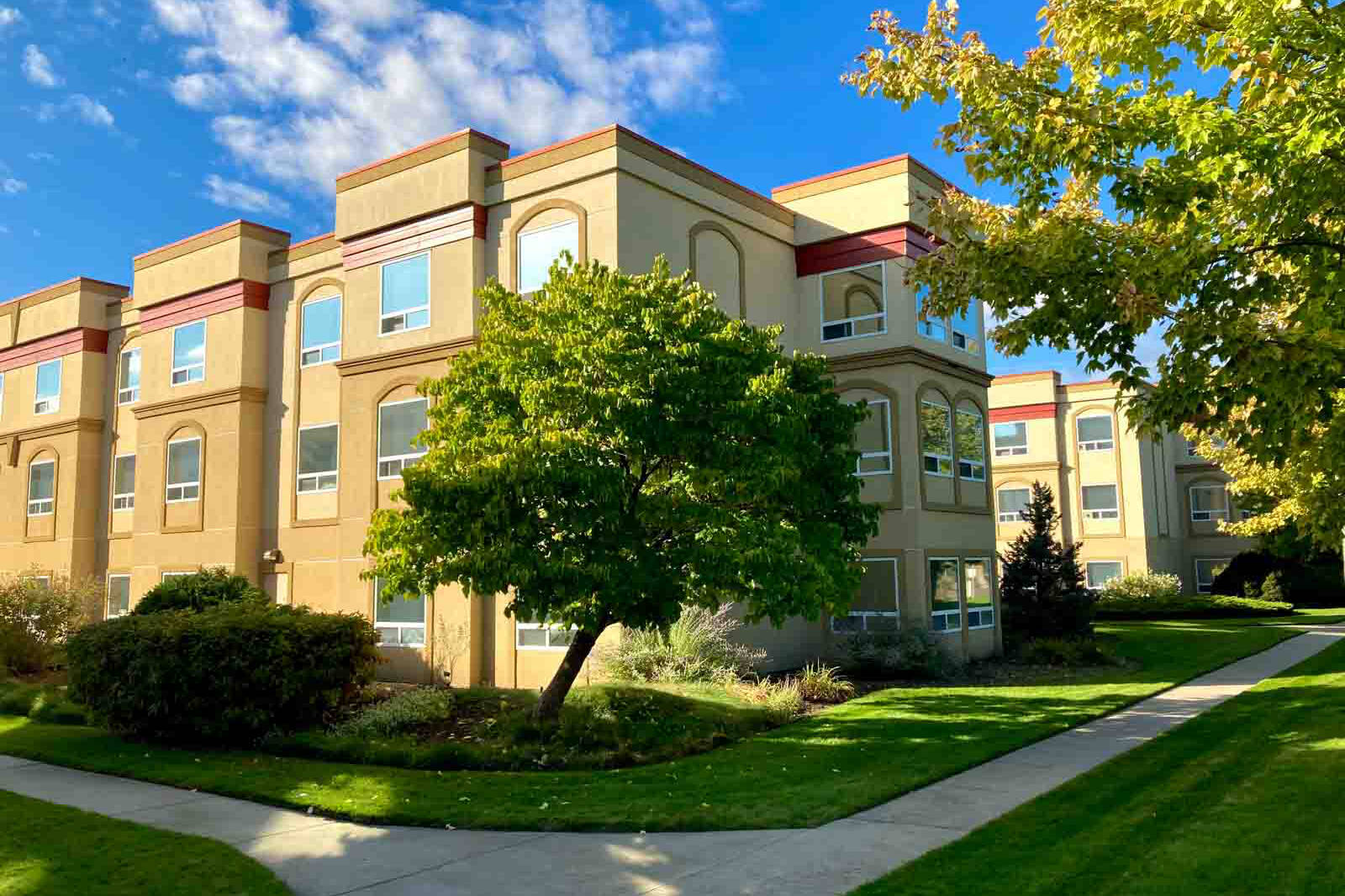 Touring a few residences, like Orchard Gardens in Kelowna, is a good way to find the best fit for you.