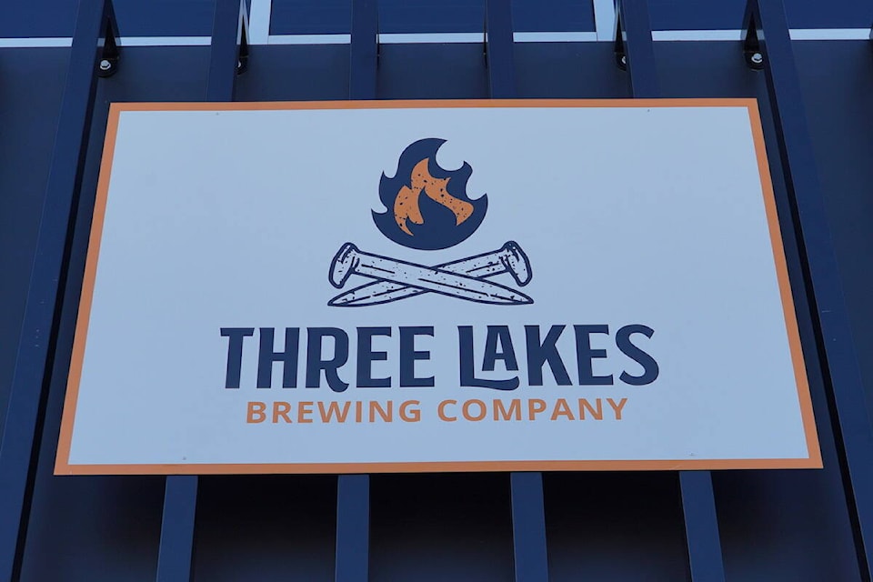 32312539_web1_230406-three-lakes-brewing-threelakesbrewing_1