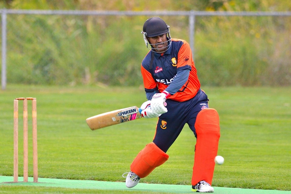 32365010_web1_230412-SAA-cricket-prasad