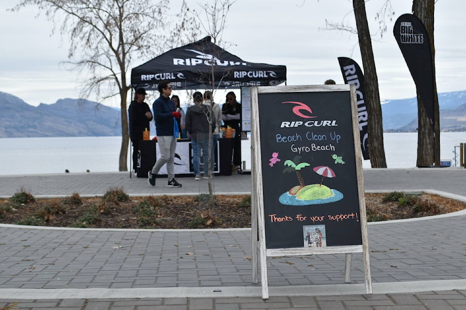 Rip Curl Kelowna hosted an event on Saturday that invited residents to clean up Gyro Beach to celebrate Earth Day. (Jordy Cunningham/Capital News)