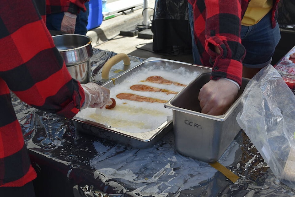 32572429_web1_230504-KCN-maplefest_2