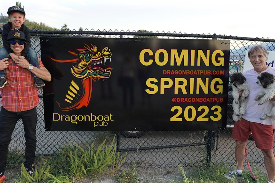 32697259_web1_230517-PWN-SkahaLakeMarina-DragonboatPubPenticton_1