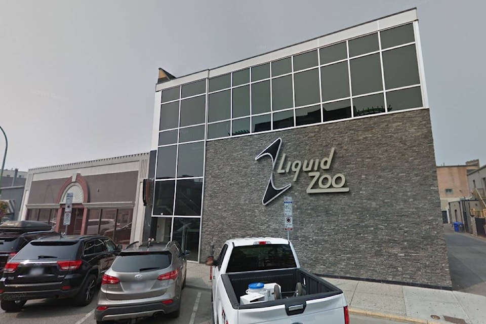 32956619_web1_201008-KCN-Liquid-Zoo_1