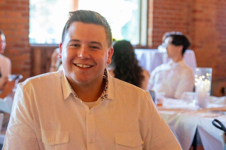 33043188_web1_220622-KCN-Zach-Johnson-NEWS_1