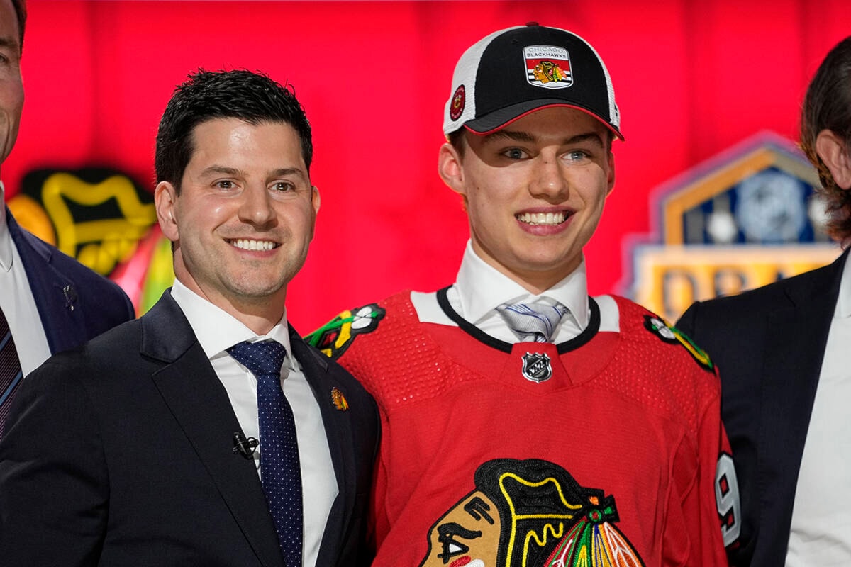 Chicago Blackhawks select Connor Bedard 1st overall at NHL draft