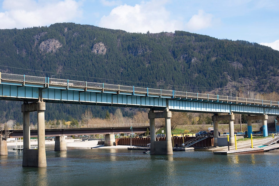 33348813_web1_20200424-SAA-Bruhn-Bridge-JE-027
