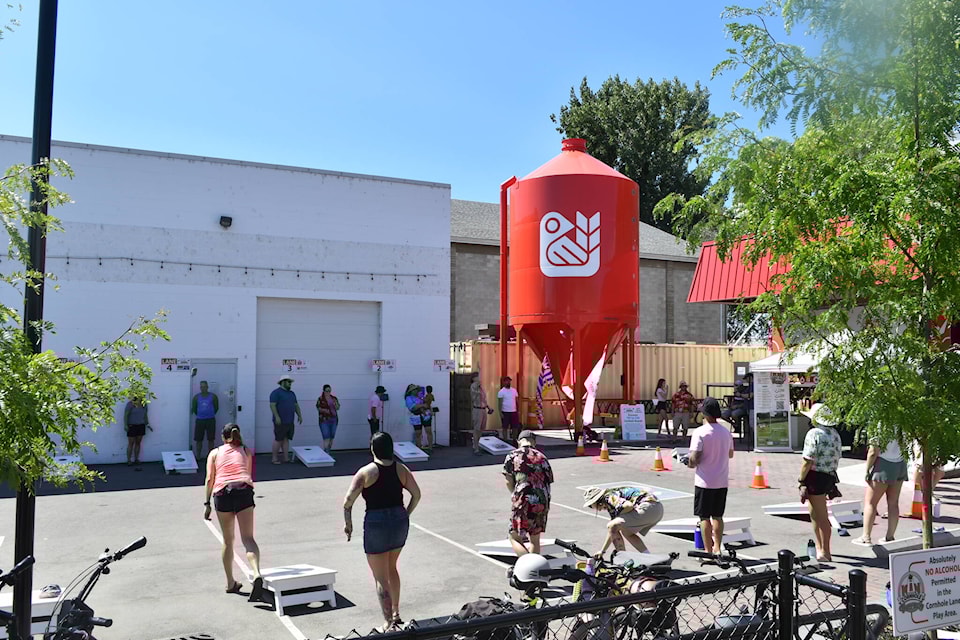 The Kinsmen Club of 鶹AV hosted a cornhole tournament at Red Bird Brewing on Saturday, July 22. (Jordy Cunningham/Capital News)