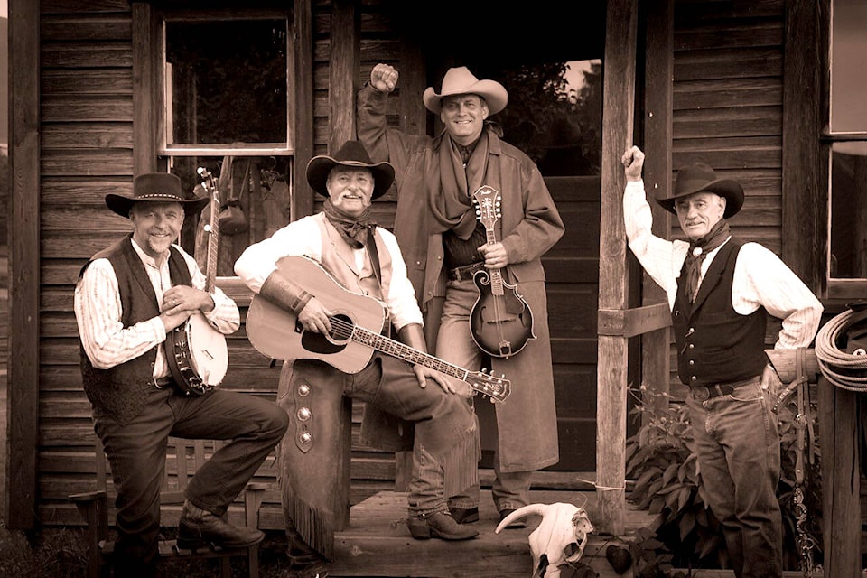 33476327_web1_230803-VMS-cowboys-ranch_1