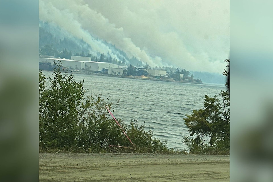 33646049_web1_230823-SAA-fire-at-adams-mill_1