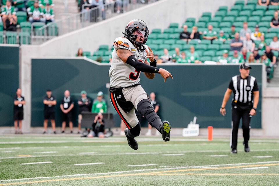 33671958_web1_230818-BPD-Moj-column-lions-loss-Adams_1