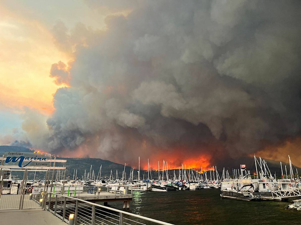 33725000_web1_230824-GOS-regional-wildfire-update-tu_1