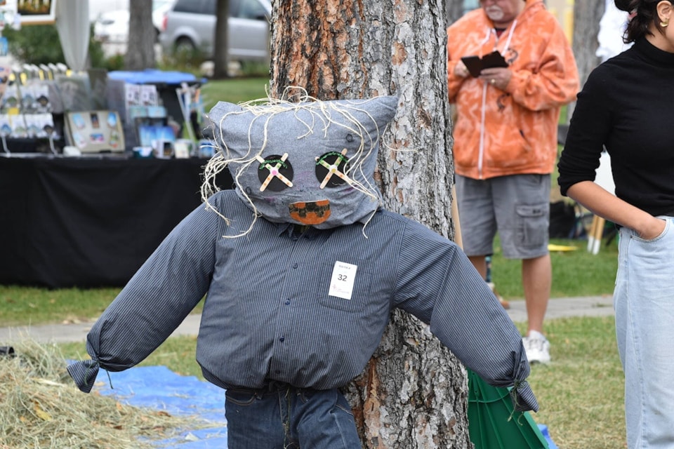 web1_230928-kcn-scarecrow-festival_6