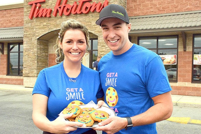 8416943_web1_170908-PWN-Smilecookie-T
