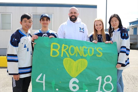 The Shuswap comes together for the Humboldt Broncos on Jersey Day - Salmon  Arm Observer