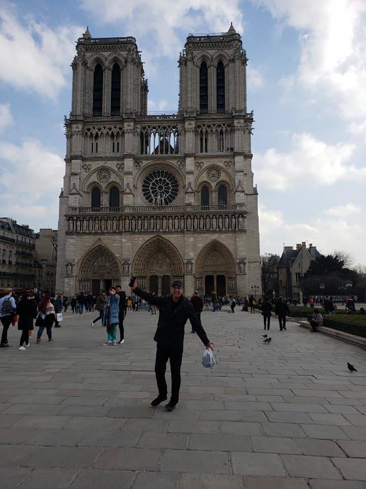 16438387_web1_190419-VMS-notredame5