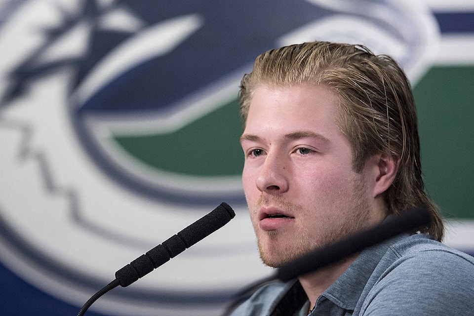 18553665_web1_190716-IFD-Canucks-Boeser