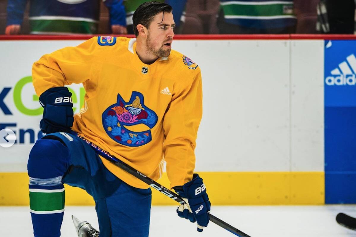 Canucks Diwali jerseys drawing rave reviews from fans