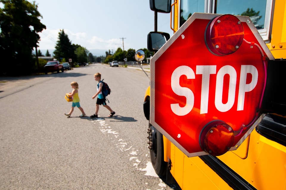 school-bus-stop-sign