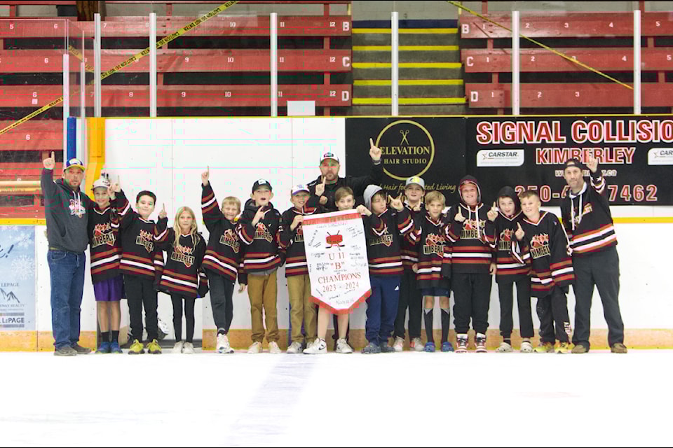 The U11 B Champions.