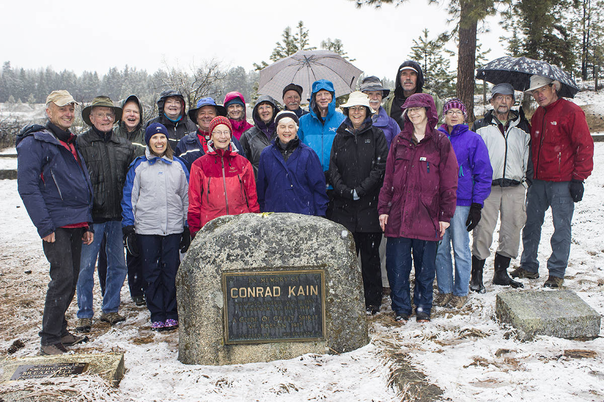 11442019_web1_cemetery-tour-web