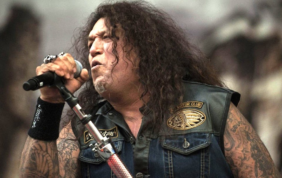 11789670_web1_Chuck-Billy-01