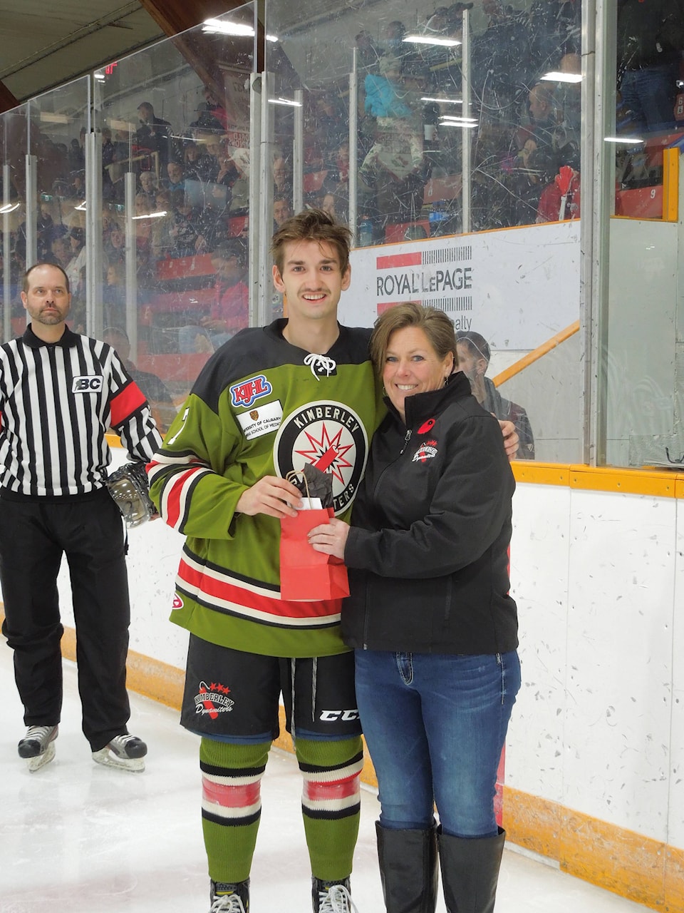 19325670_web1_-7-Jett-Saharchuk---October-Player-of-the-Month----Kimberley-Civic-Centre-Kimberley-BC----Friday-November-8-2019--2-