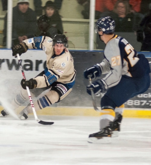 12502lacombeexpressHockey021314