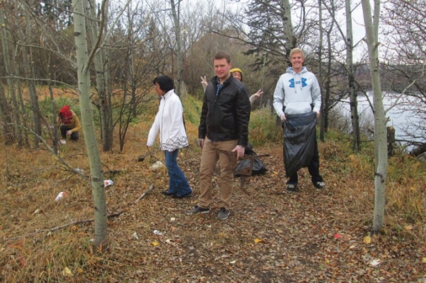 16110lacombeexpressCleanup111413