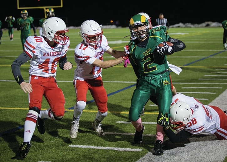 75761lacombeexpressRGB_161020-LAC-HSFootball_1