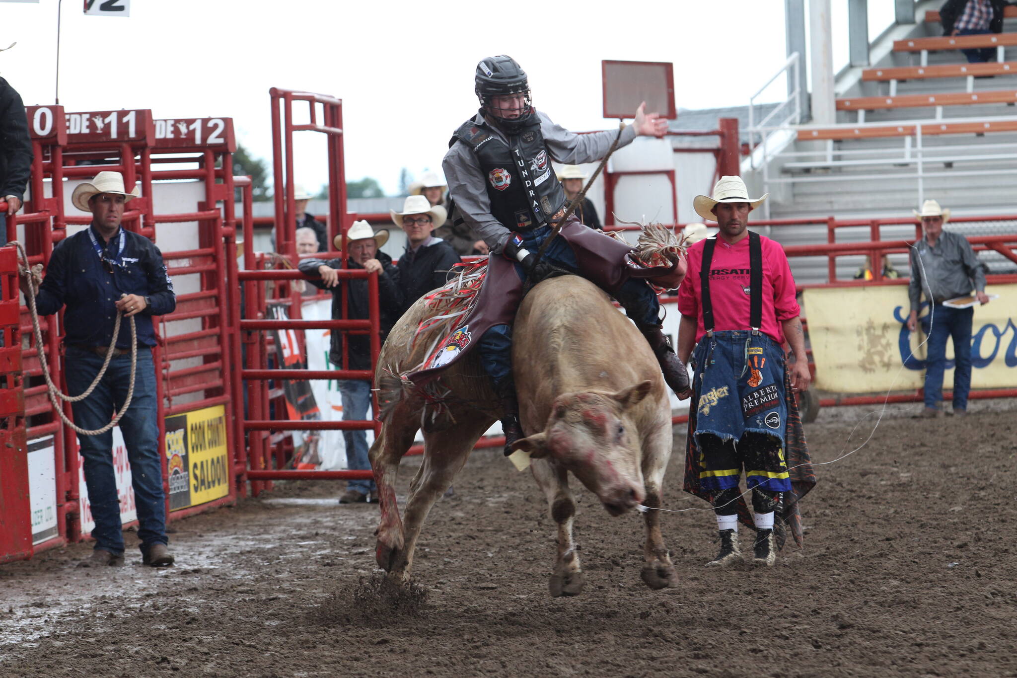 29625836_web1_220629-RDA-Ponoka-Stampede-ridng-rodeo_3