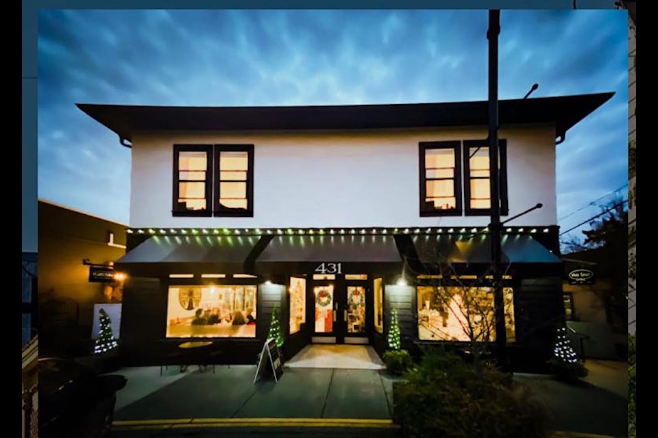 In the Beantime has announced they will be moving to 431 First Ave. to share space with Plantitude.