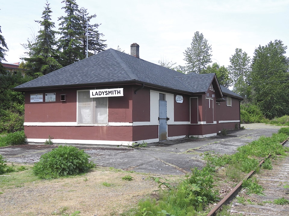 ladysmith-train-station
