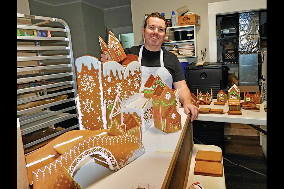 Ladysmith’s famous cinnamon bun baker, Geoff Cram, has started to construct the Old Town Bakery’s annual gingerbread iconic structure that is featured in their front window during the festive season. Cram usually starts to work on the various components in September in order to have the one of a kind display finished in time for the Festival of Lights.  