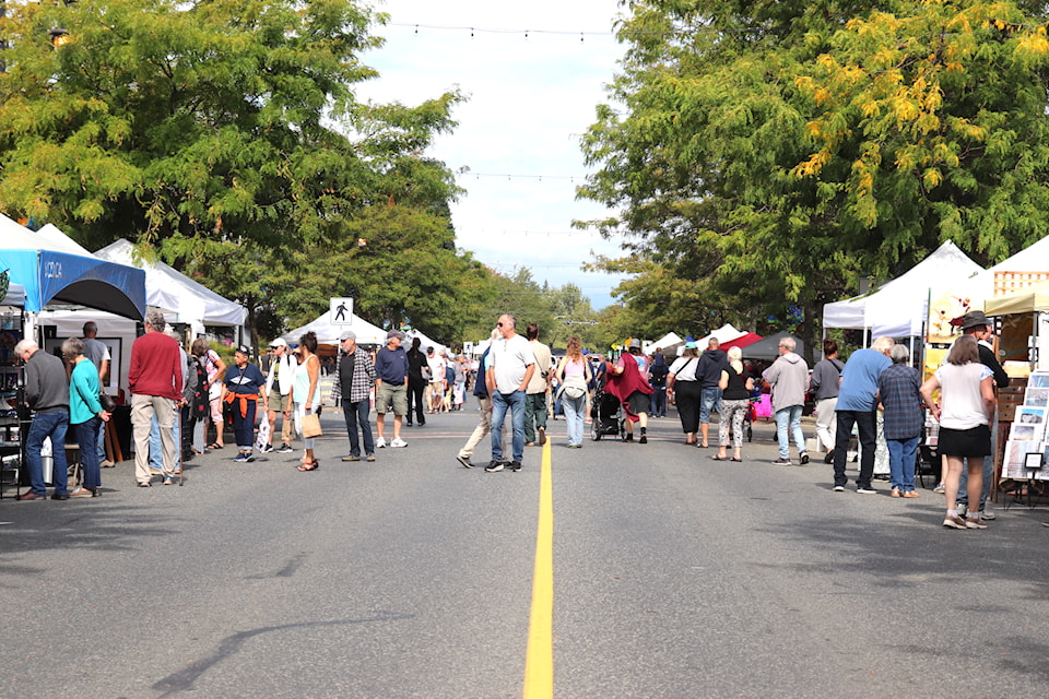 Lining First Avenue will be a wide variety of artists with work on exhibit as well as for sale. 