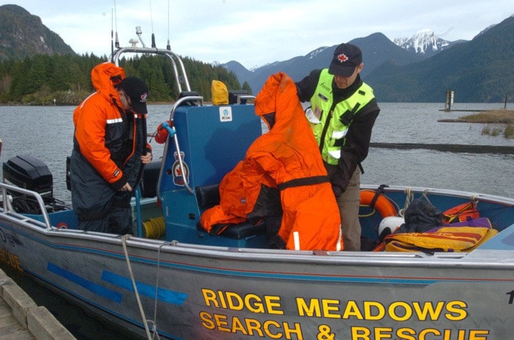 search and rescue at pitt lake to pick up man with fractured leg .