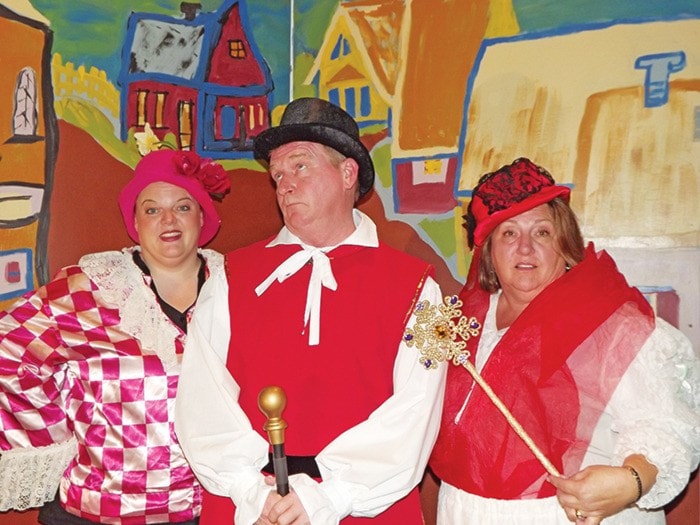 42712ladysmithLadysmithLittleTheatrepantomime