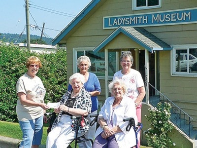 9106ladysmithMuseumdonation