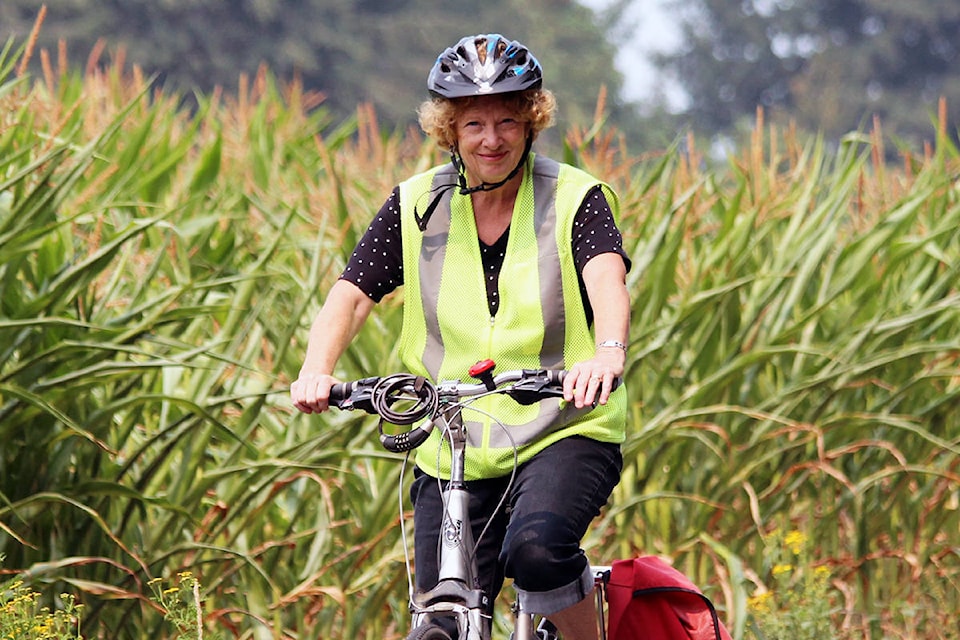 13261648_web1_Lynne-Smith---Cycling-Olsen-Rd-Saltair