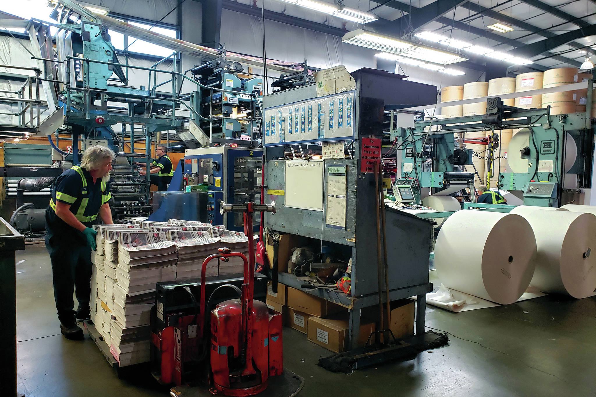 Your newspaper is safe to touch Ladysmith Chemainus Chronicle