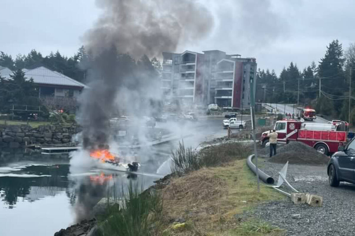 32207763_web1_230329-PQN-Nanoose-Boat-Fire-photo_3