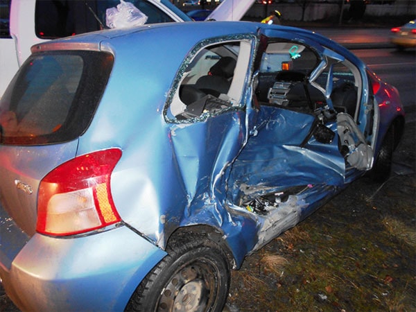 47081winfieldx15-RCMP-14-1537-LC-blue-car-damage