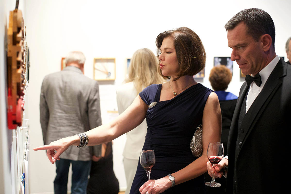 Gallery hosts annual fundraiser