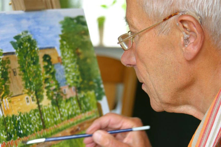 web1_170517_WIN_painting-for-seniors