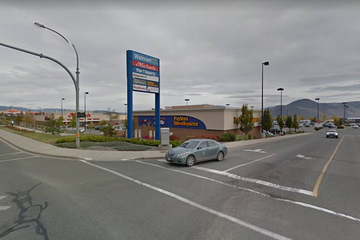 Payless hot sale pier park