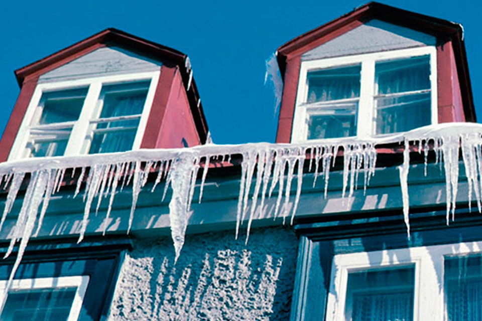 15377918_web1_Freezing-weather-house-Teaser