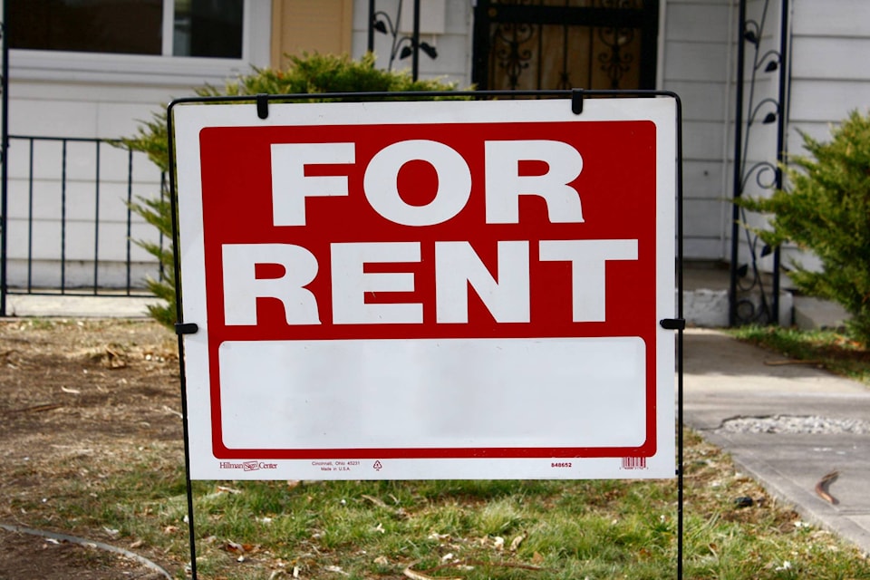 20600437_web1_for-rent-sign