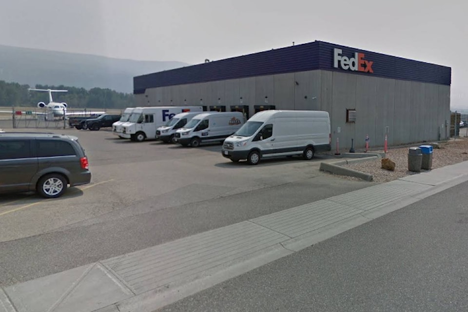 23018579_web1_201022-KCN-fedex-covid_1