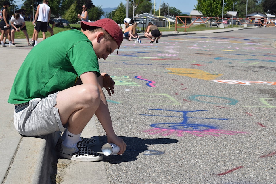 Vernon Secondary School’s Class of 2021 made their mark on the drive through 15th and 18th Street June 22, 2021. (Caitlin Clow - Vernon Morning Star)
